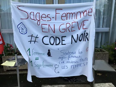 "On vous fait naître, merci de nous reconnaître" demandent les...
